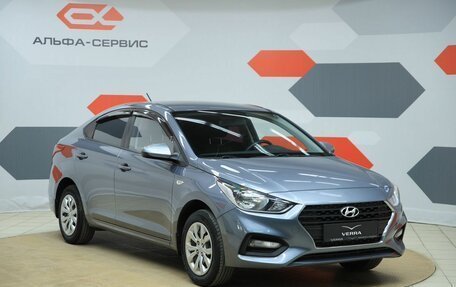 Hyundai Solaris II рестайлинг, 2017 год, 990 000 рублей, 3 фотография