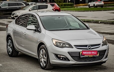 Opel Astra J, 2012 год, 850 000 рублей, 2 фотография