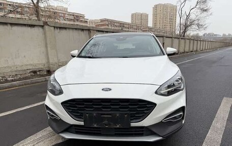 Ford Focus IV, 2021 год, 1 730 027 рублей, 2 фотография