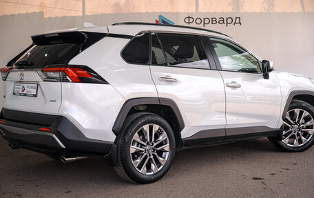 Toyota RAV4, 2020 год, 3 550 000 рублей, 3 фотография
