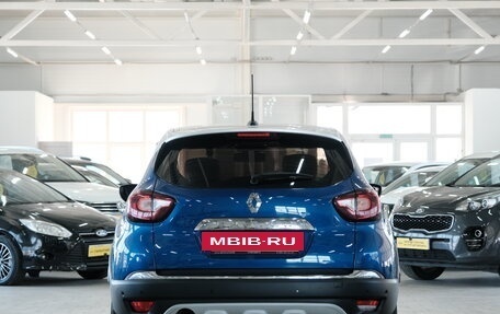 Renault Kaptur I рестайлинг, 2021 год, 1 999 000 рублей, 4 фотография