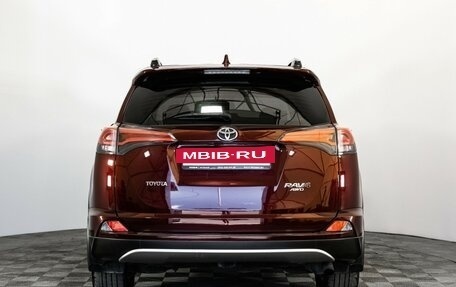 Toyota RAV4, 2017 год, 2 029 000 рублей, 6 фотография