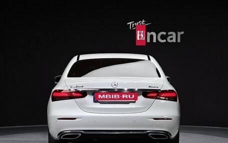 Mercedes-Benz E-Класс, 2021 год, 3 700 000 рублей, 3 фотография