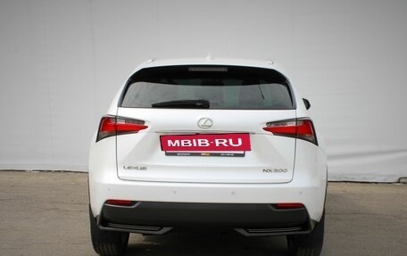 Lexus NX I, 2015 год, 2 670 000 рублей, 6 фотография