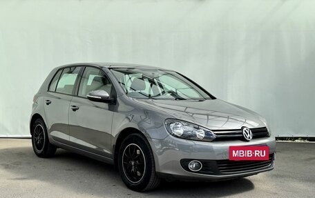 Volkswagen Golf VI, 2011 год, 890 000 рублей, 2 фотография