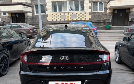 Hyundai Sonata VIII, 2021 год, 2 750 000 рублей, 3 фотография