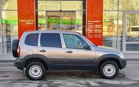 Chevrolet Niva I рестайлинг, 2020 год, 725 000 рублей, 4 фотография