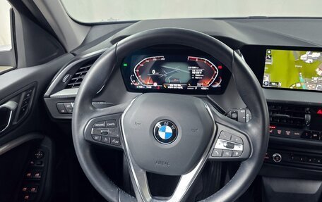 BMW 1 серия, 2022 год, 2 275 000 рублей, 8 фотография