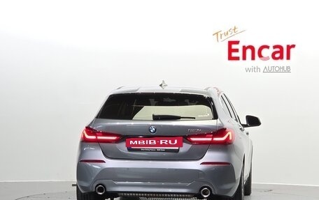 BMW 1 серия, 2022 год, 2 275 000 рублей, 4 фотография
