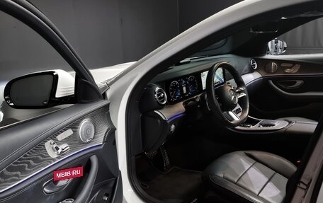 Mercedes-Benz E-Класс, 2021 год, 4 675 000 рублей, 8 фотография