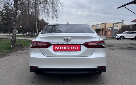 Toyota Camry, 2021 год, 4 100 000 рублей, 2 фотография