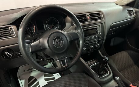 Volkswagen Jetta VI, 2014 год, 997 000 рублей, 5 фотография