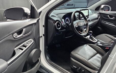 Hyundai Kona I, 2022 год, 1 730 000 рублей, 5 фотография