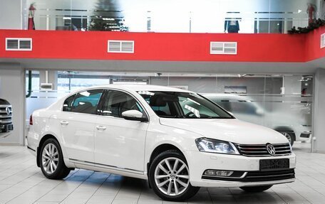 Volkswagen Passat B7, 2013 год, 1 099 000 рублей, 3 фотография