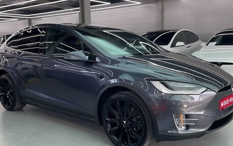 Tesla Model X I, 2018 год, 4 950 000 рублей, 2 фотография