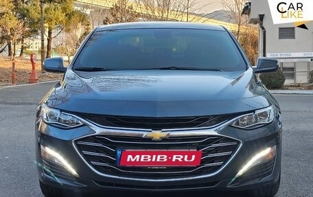 Chevrolet Malibu IX, 2021 год, 1 690 000 рублей, 2 фотография