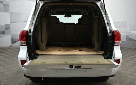 Toyota Land Cruiser 200, 2011 год, 3 200 000 рублей, 6 фотография