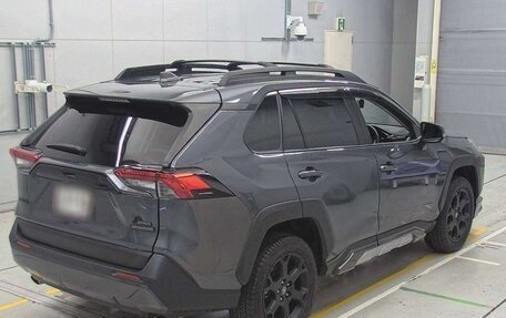 Toyota RAV4, 2022 год, 2 914 000 рублей, 2 фотография