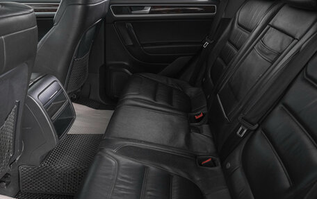 Volkswagen Touareg III, 2013 год, 2 469 000 рублей, 8 фотография