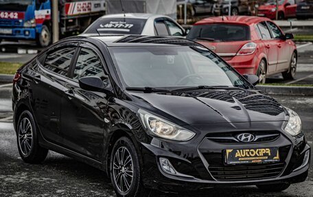 Hyundai Solaris II рестайлинг, 2012 год, 640 000 рублей, 2 фотография