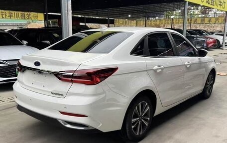 Ford Escort, 2021 год, 1 190 000 рублей, 4 фотография
