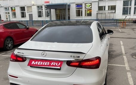 Mercedes-Benz E-Класс, 2020 год, 4 800 000 рублей, 6 фотография