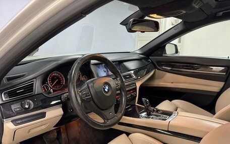 BMW 7 серия, 2010 год, 1 813 000 рублей, 10 фотография