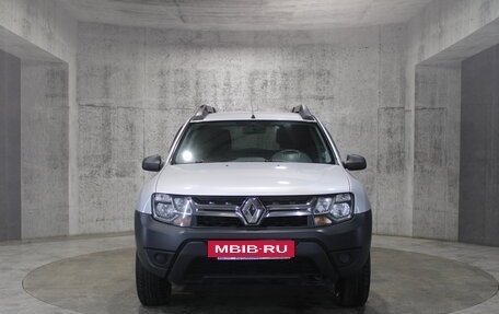 Renault Duster I рестайлинг, 2015 год, 971 000 рублей, 2 фотография