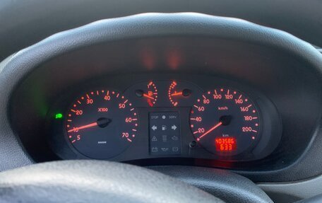 Renault Kangoo II рестайлинг, 2003 год, 430 000 рублей, 8 фотография