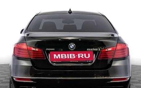 BMW 5 серия, 2015 год, 2 990 000 рублей, 6 фотография