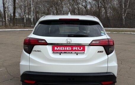 Honda Vezel, 2018 год, 1 735 000 рублей, 4 фотография