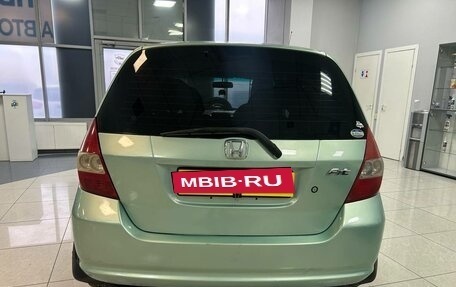 Honda Fit III, 2001 год, 388 000 рублей, 4 фотография
