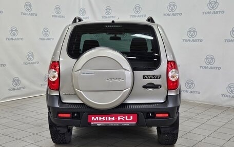 Chevrolet Niva I рестайлинг, 2016 год, 655 000 рублей, 6 фотография