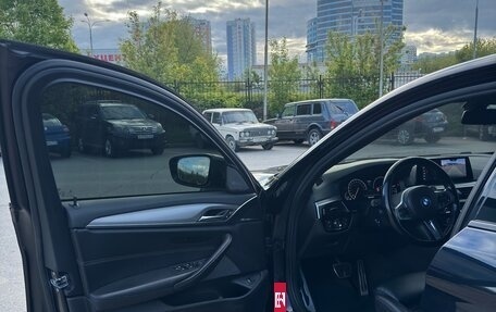 BMW 5 серия, 2018 год, 2 790 000 рублей, 12 фотография