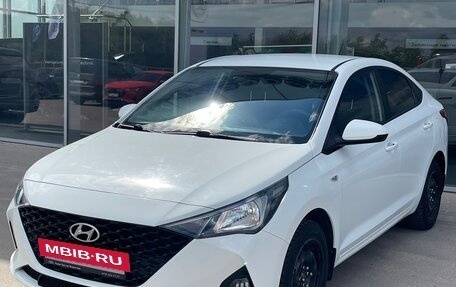 Hyundai Solaris II рестайлинг, 2020 год, 1 550 000 рублей, 3 фотография
