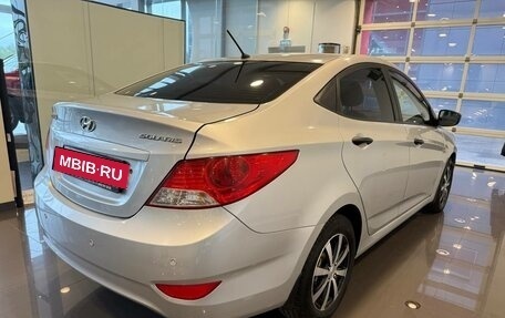 Hyundai Solaris II рестайлинг, 2013 год, 700 000 рублей, 4 фотография
