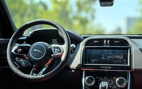 Jaguar XE I рестайлинг, 2023 год, 2 899 077 рублей, 9 фотография
