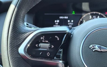 Jaguar XE I рестайлинг, 2023 год, 2 899 077 рублей, 10 фотография