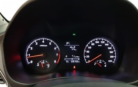 Hyundai Solaris II рестайлинг, 2017 год, 992 000 рублей, 8 фотография