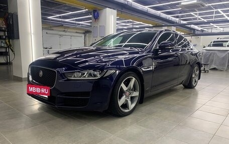 Jaguar XE I рестайлинг, 2016 год, 2 100 000 рублей, 2 фотография