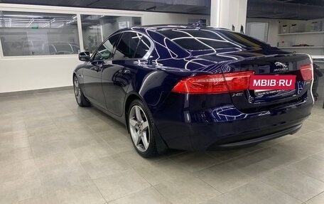 Jaguar XE I рестайлинг, 2016 год, 2 100 000 рублей, 4 фотография