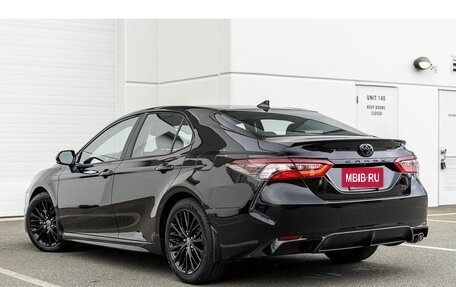Toyota Camry, 2022 год, 2 750 000 рублей, 3 фотография