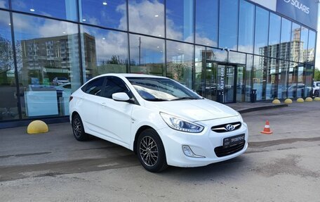 Hyundai Solaris II рестайлинг, 2013 год, 830 000 рублей, 3 фотография