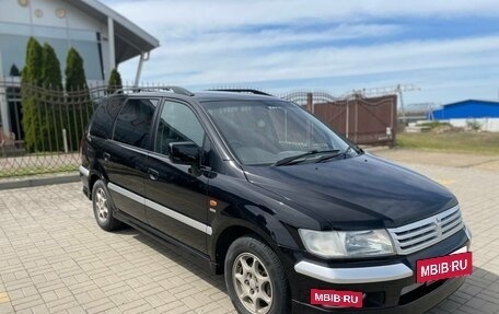 Mitsubishi Chariot III, 1998 год, 600 000 рублей, 2 фотография