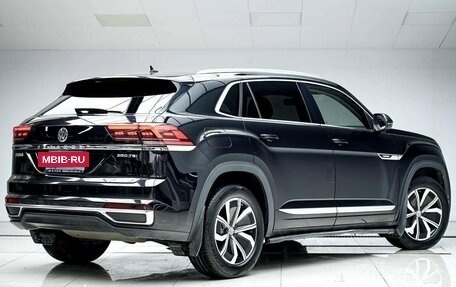 Volkswagen Teramont I, 2021 год, 3 145 000 рублей, 2 фотография