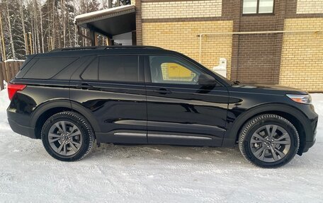 Ford Explorer VI, 2020 год, 3 950 000 рублей, 2 фотография