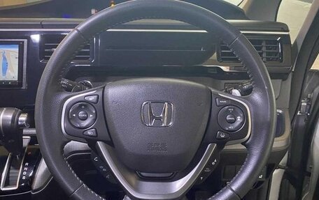 Honda Stepwgn IV, 2019 год, 1 720 000 рублей, 8 фотография