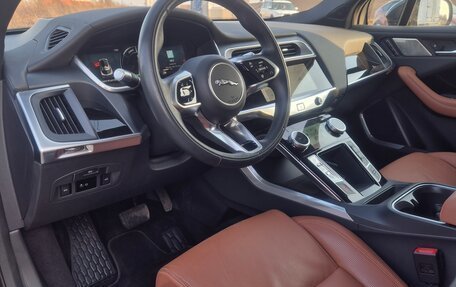 Jaguar I-Pace I, 2022 год, 2 690 000 рублей, 6 фотография