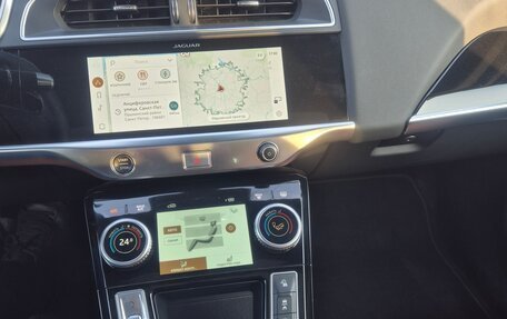 Jaguar I-Pace I, 2022 год, 2 690 000 рублей, 9 фотография