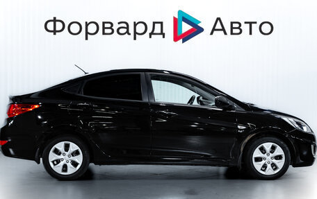 Hyundai Solaris II рестайлинг, 2011 год, 700 000 рублей, 8 фотография